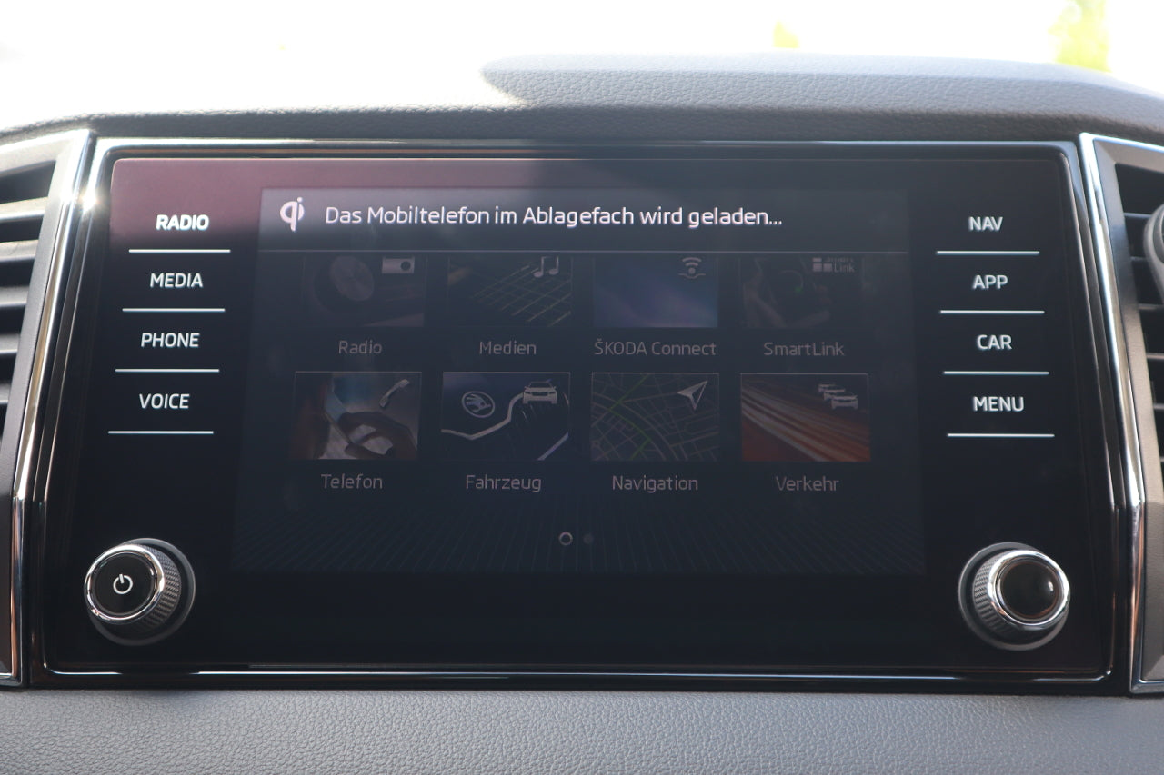 Complete phone box for Skoda Karoq NU7