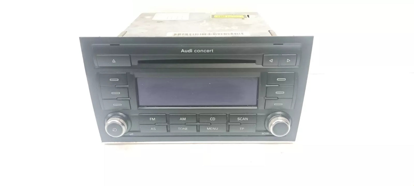 Audi 8E0 035 186 AK Radio/CD