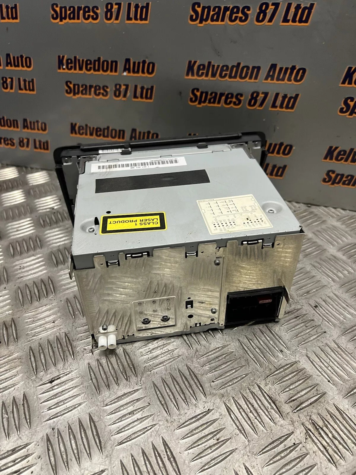 Audi 8P0 035 186 G Radio/CD