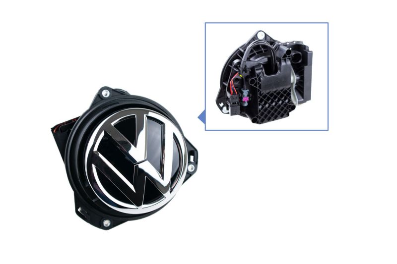 VW Passat B8 original reversing camera