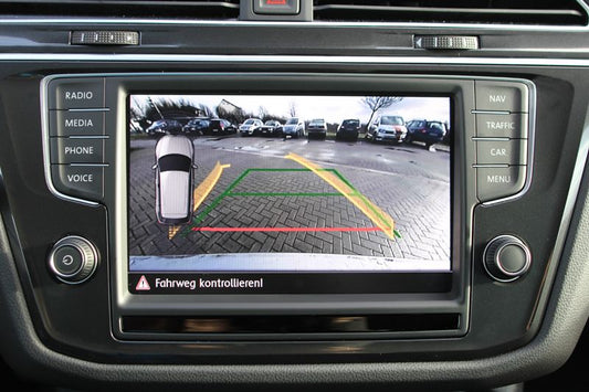 VW Tiguan Original Rear View Camera