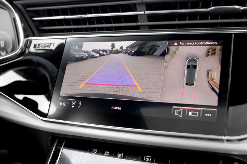 Audi Q8 4M Original reversing camera