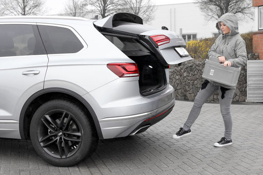 Complete set sensor controlled tailgate opening for VW Touareg CR