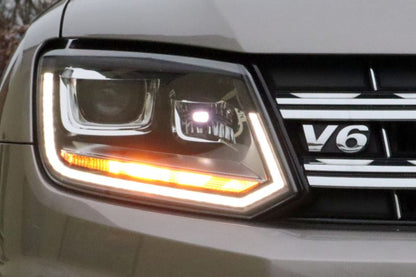 VW Amarok 2H, S1, S6 Bi-Xenon strålkastare med LED DRL 44399