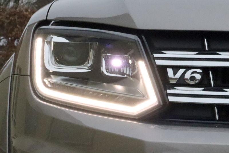 VW Amarok 2H, S1, S6 Bi-Xenon strålkastare med LED DRL 44399