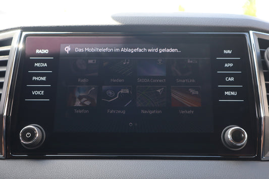 Complete phone box for Skoda Karoq NU7