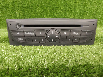 Renault 2811 500 38R Radio/CD