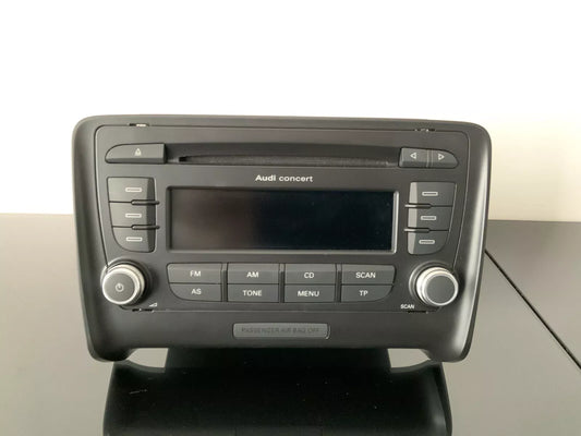 Audi 8J0 035 186 M Radio/CD